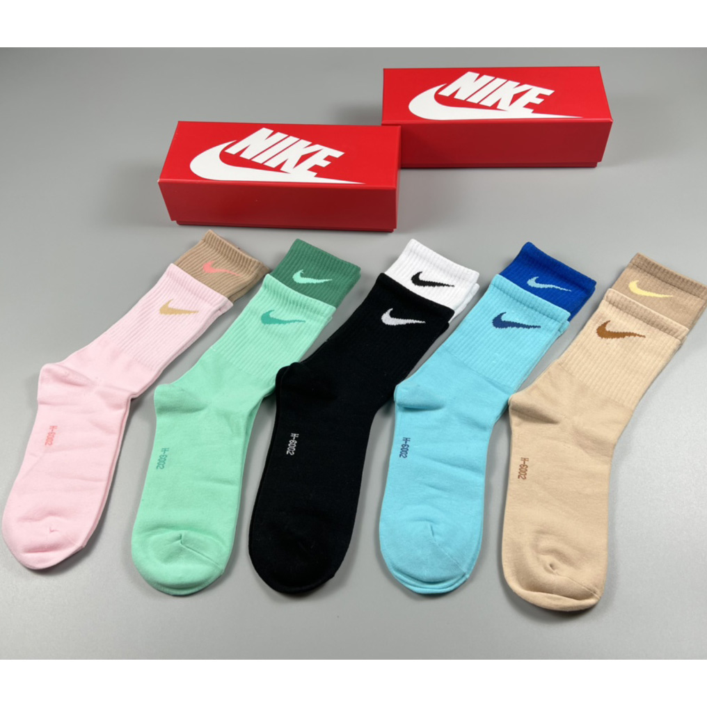 Nike Socks /Box - everydesigner