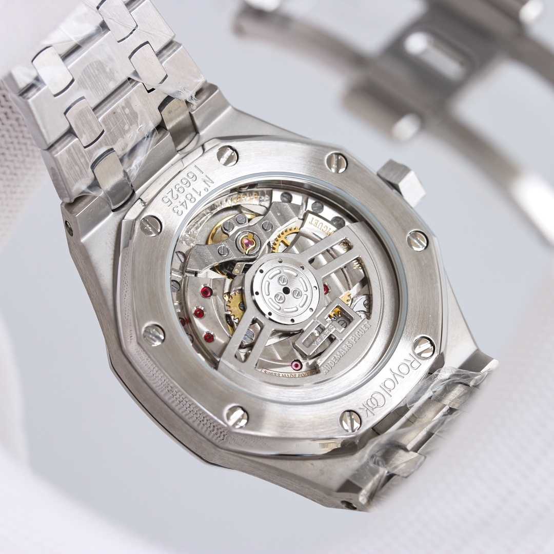 Audemars Piguet Watch     37mm - everydesigner