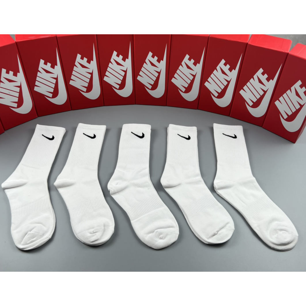 Nike Socks /Box - everydesigner