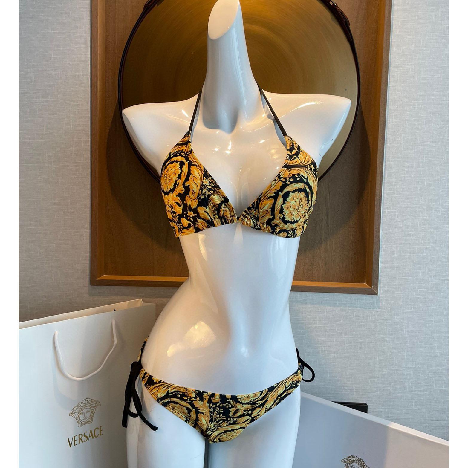 Versace Baroque-print Triangle Bikini  - everydesigner