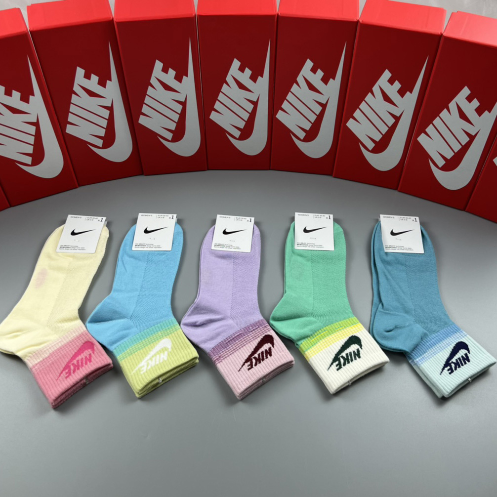 Nike Socks /Box - everydesigner