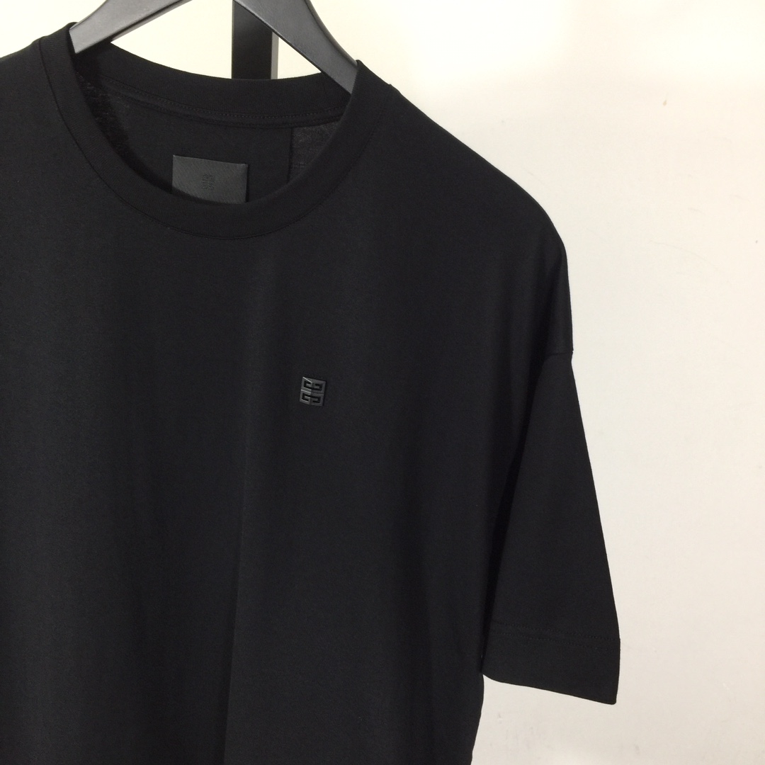 Givenchy 4G Logo Oversized T-shirt In Cotton - everydesigner