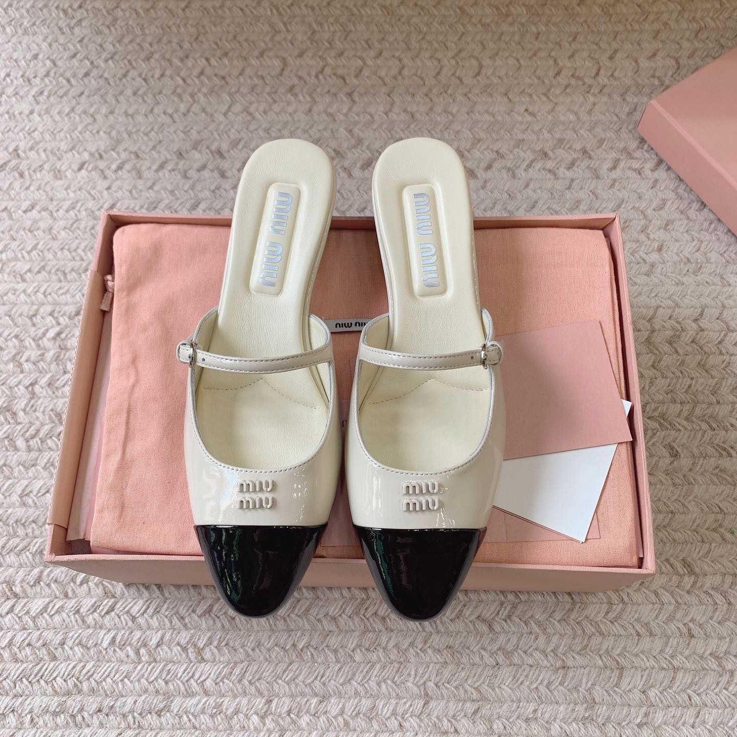 Miu Miu Two-tone Patent Leather Mules - everydesigner