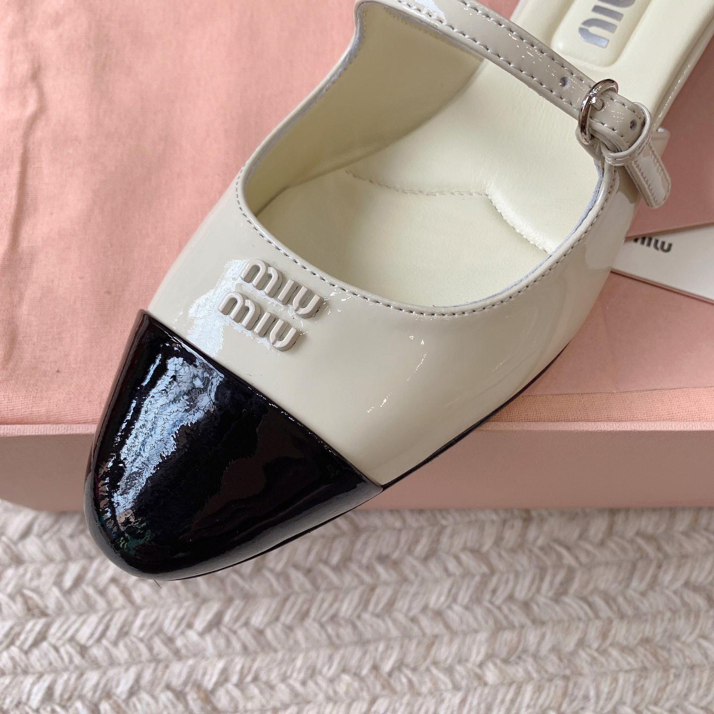 Miu Miu Two-tone Patent Leather Mules - everydesigner