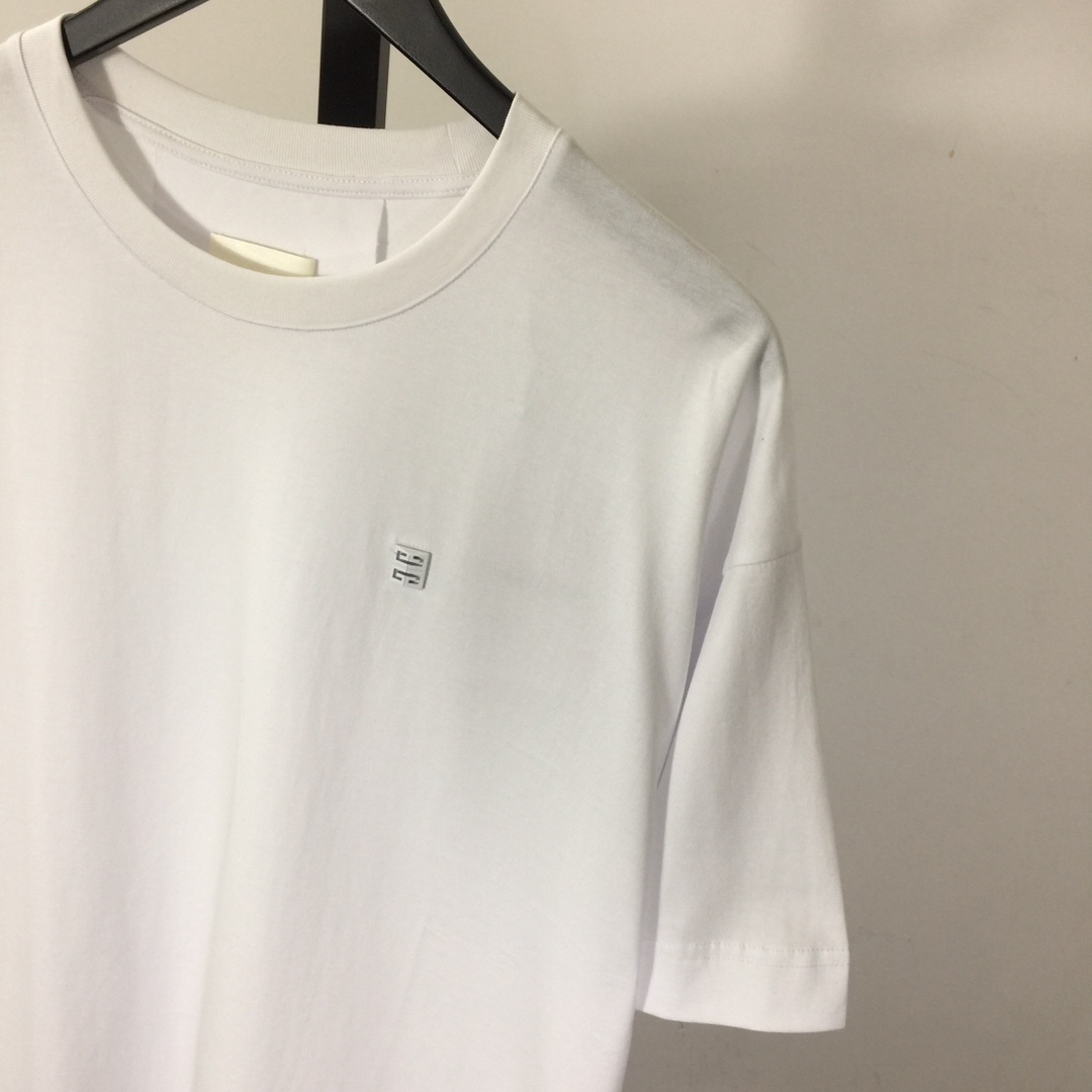 Givenchy 4G Logo Oversized T-shirt In Cotton - everydesigner