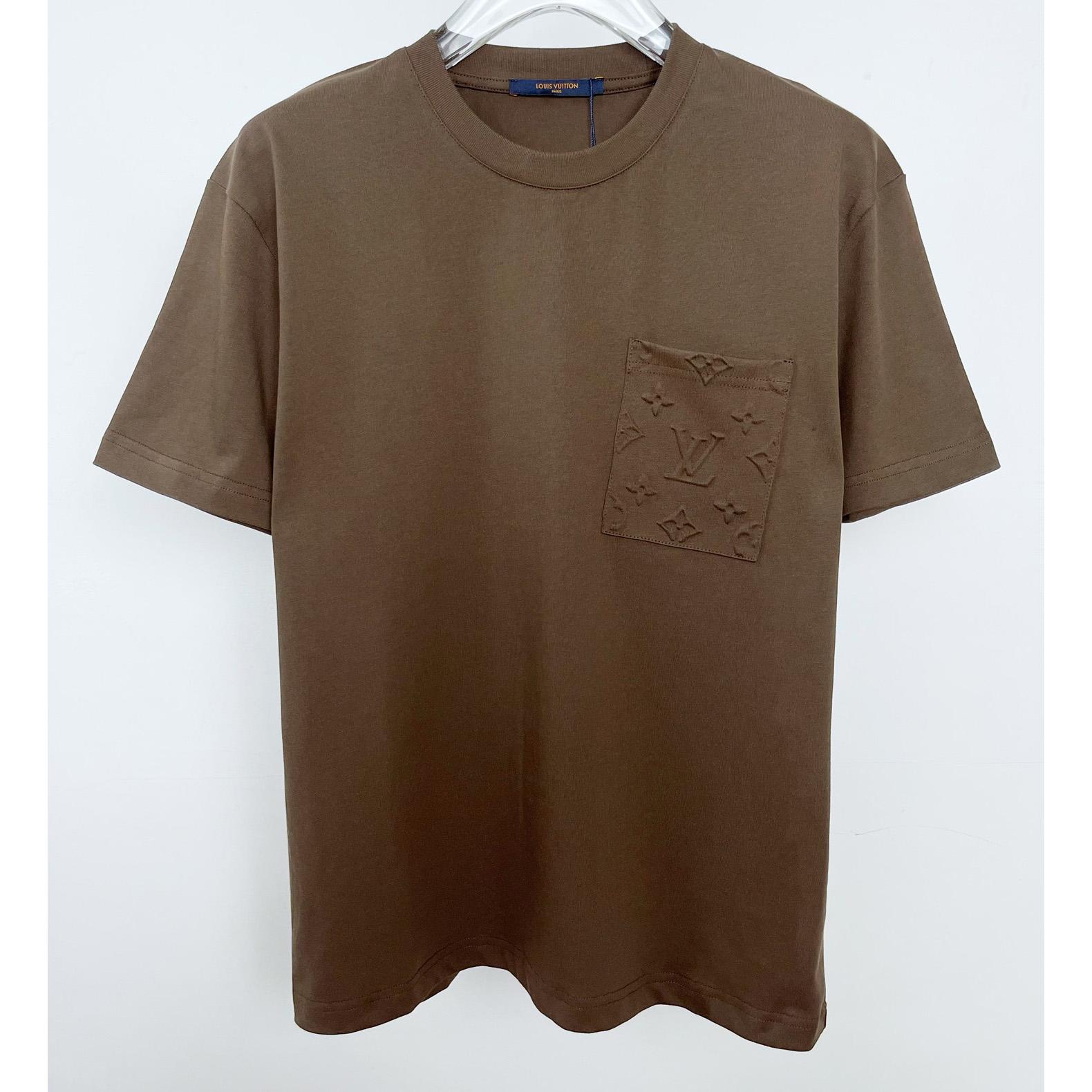 Louis Vuitton Signature 3D Pocket Monogram T-Shirt    - everydesigner