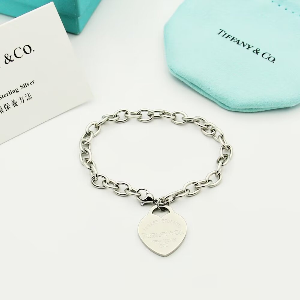 Tiffany & Co. Heart Tag Bracelet - everydesigner