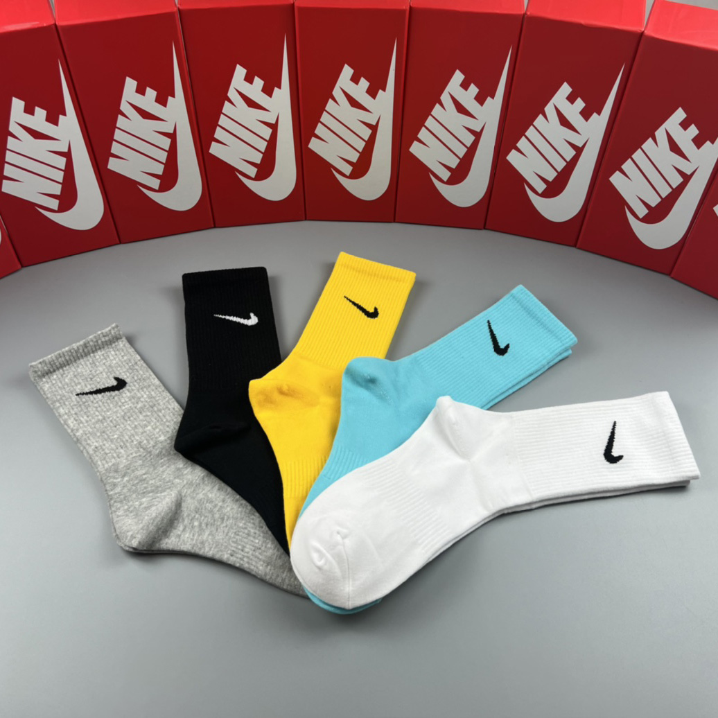 Nike Socks /Box - everydesigner