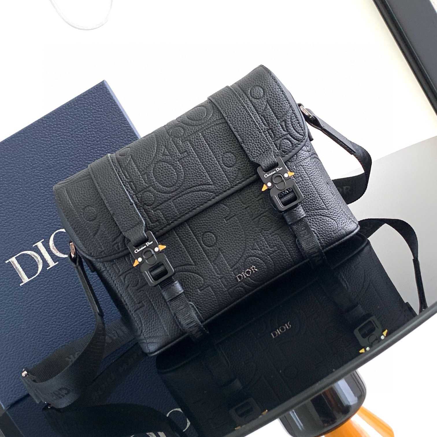 Dior Hit the Road Messenger Bag With Flap - everydesigner