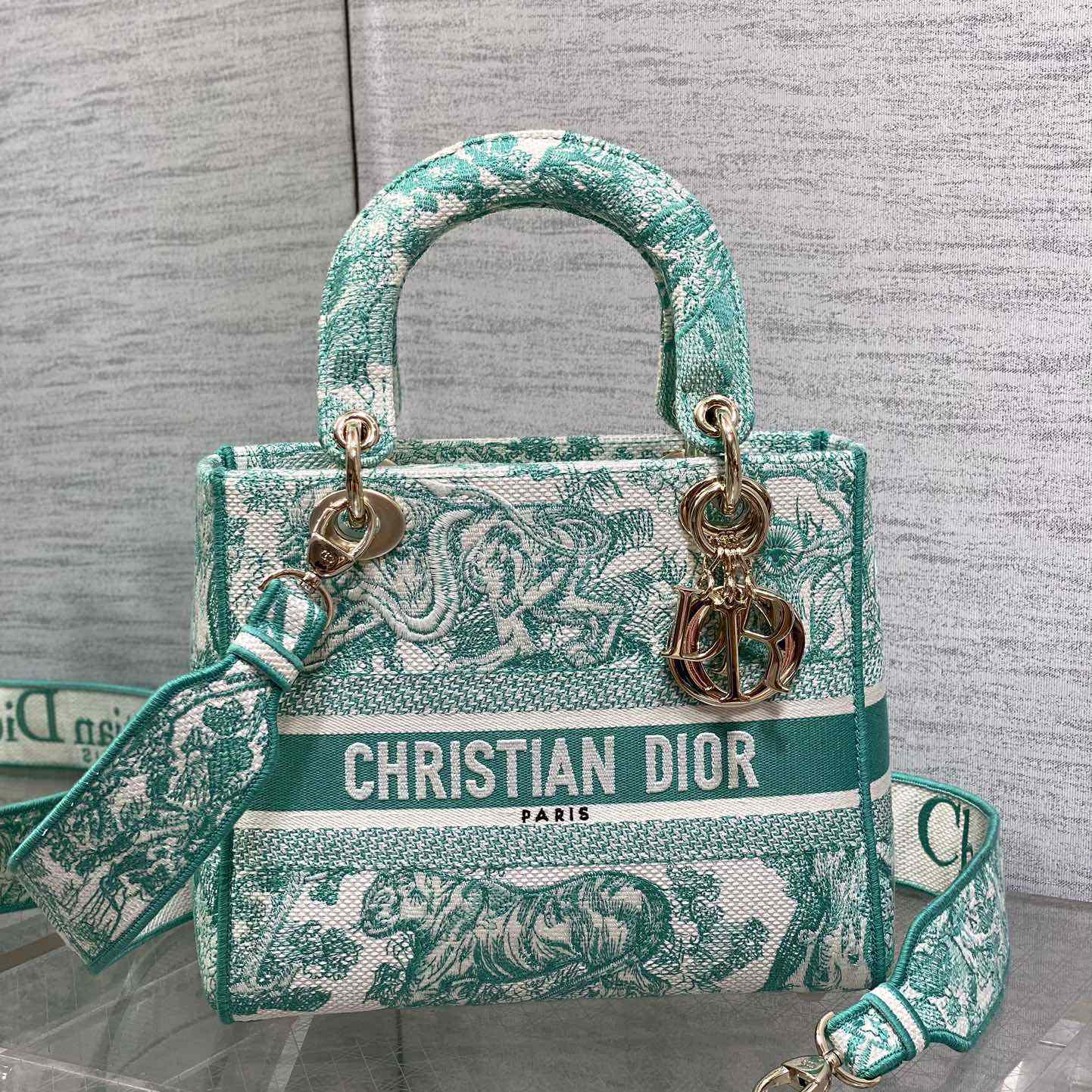 Dior Medium Dioriviera Lady D-Lite Bag - everydesigner