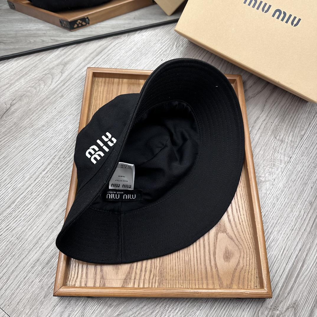 Miu Miu Bucket Hat - everydesigner