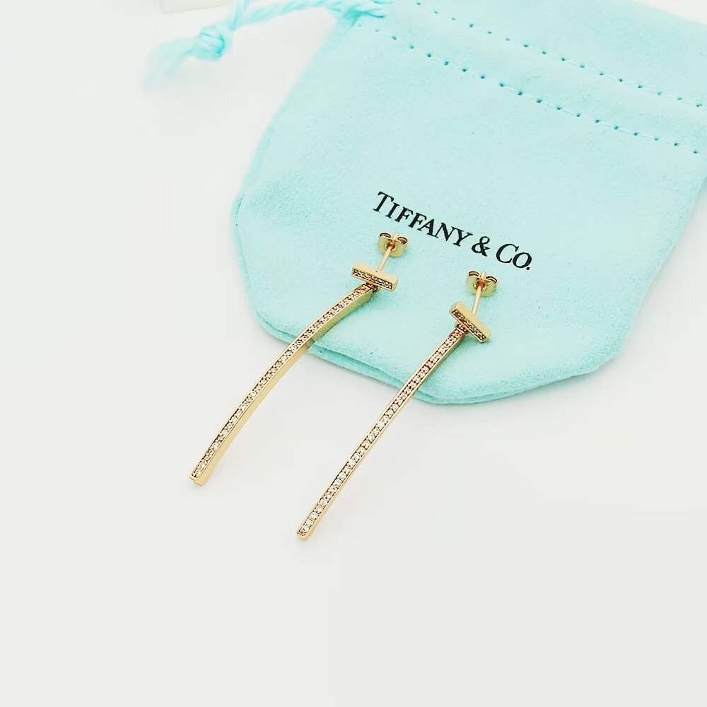 Tiffany & Co. Diamond Bar Earrings - everydesigner