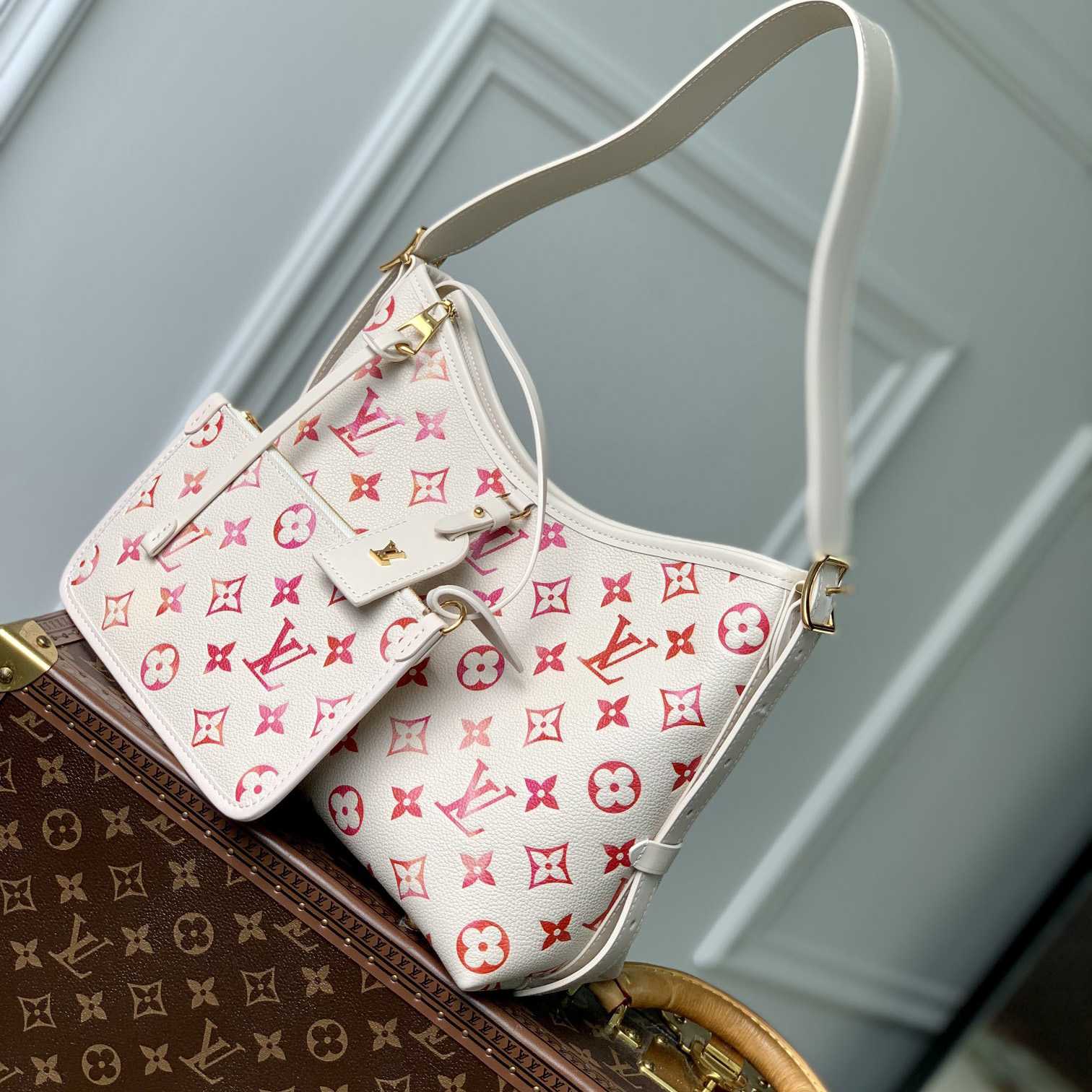 Louis Vuitton CarryAll PM   M24652 - everydesigner