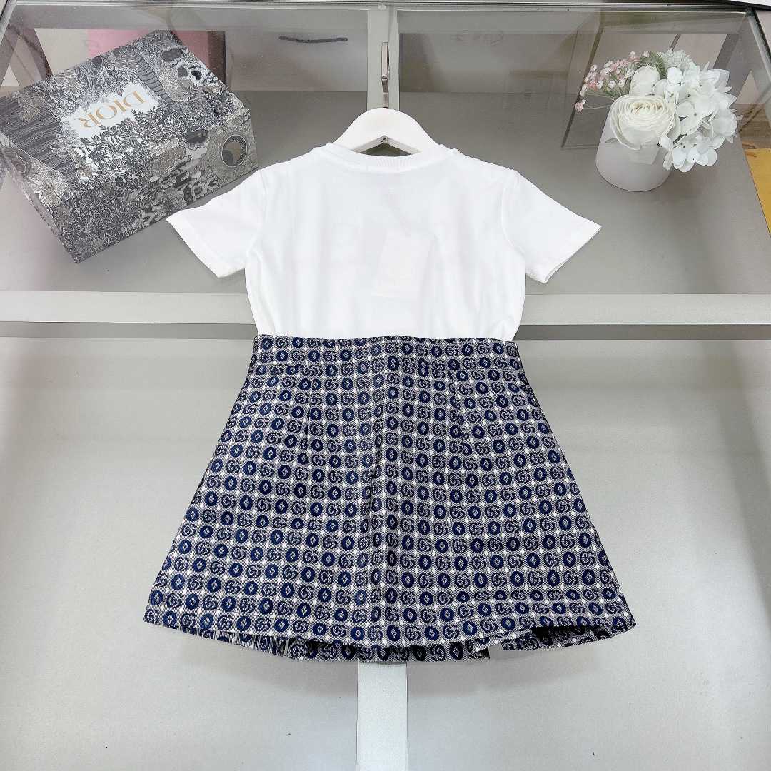 Gucci Kid's Tee & Skirt - everydesigner