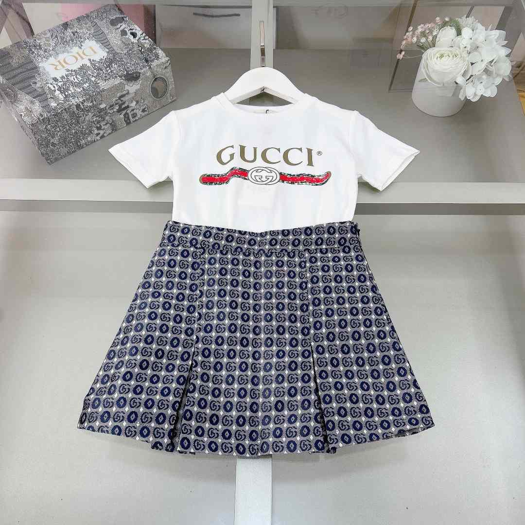 Gucci Kid's Tee & Skirt - everydesigner