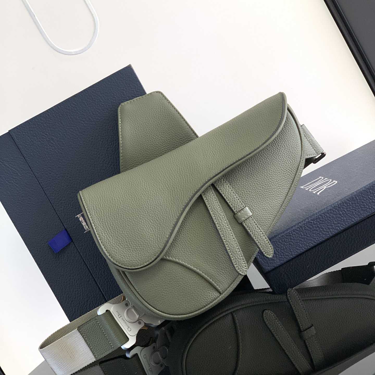 Dior Saddle Bag - everydesigner