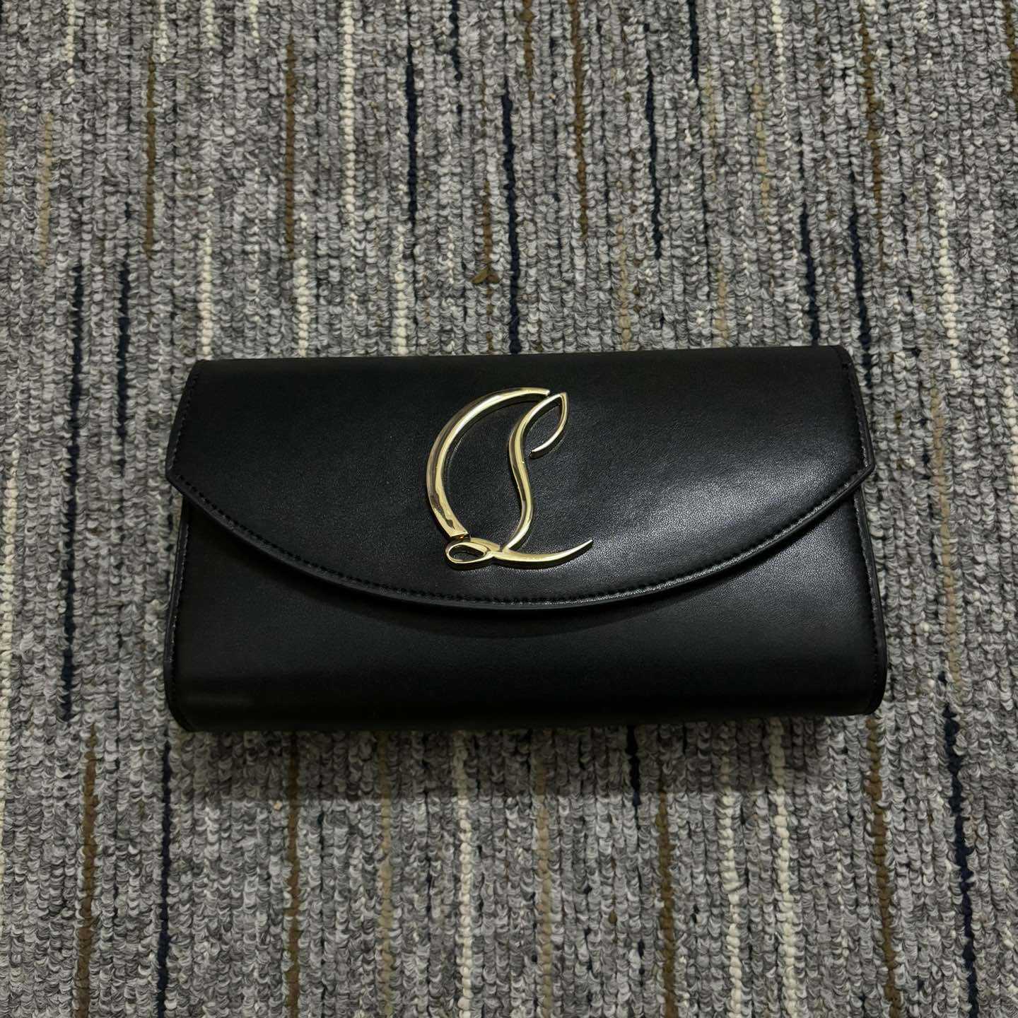 Christian Louboutin Leather Wallet On Chain  - everydesigner