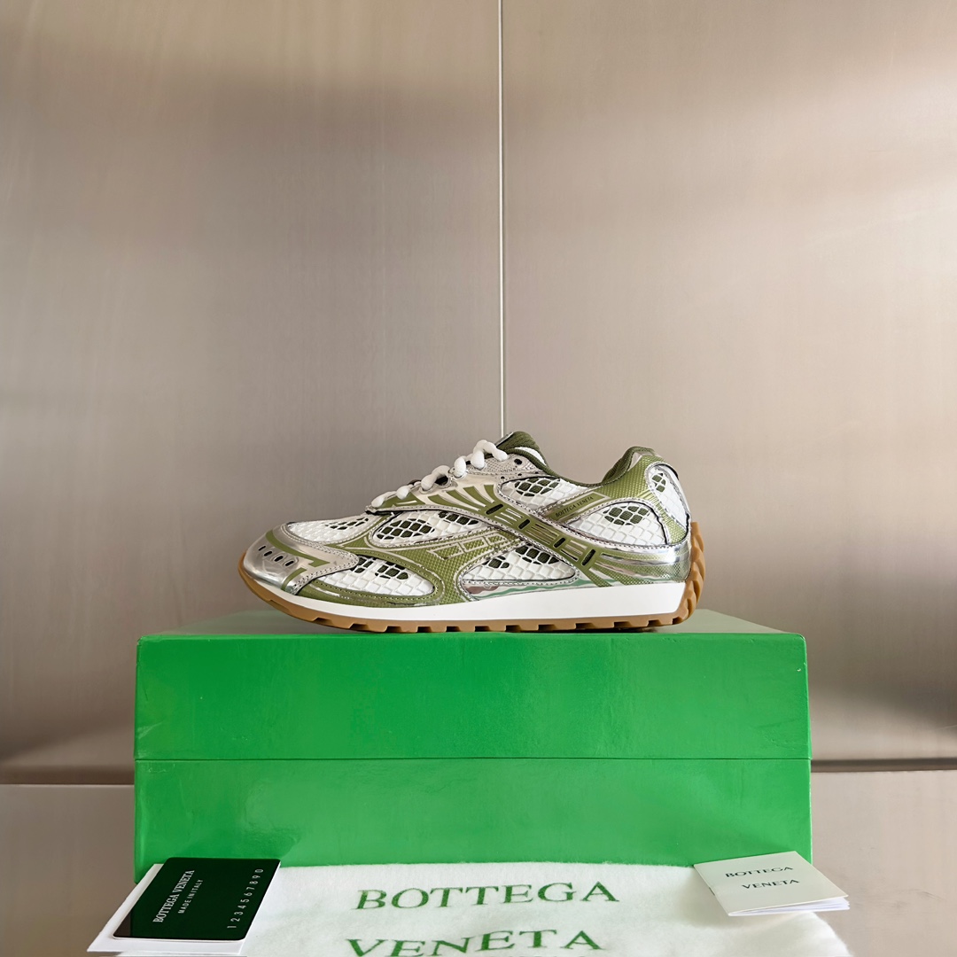 Bottega Veneta Orbit Sneaker - everydesigner