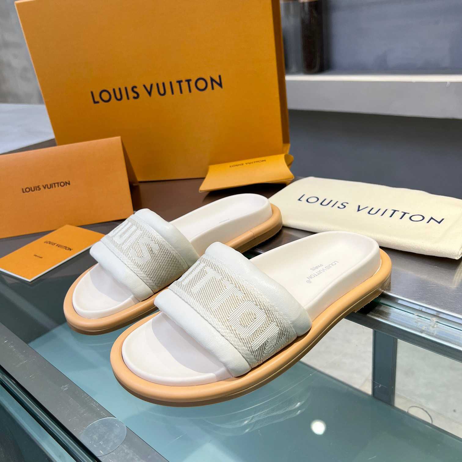 Louis Vuitton LV Bliss Comfort Mule   1ACTIR - everydesigner