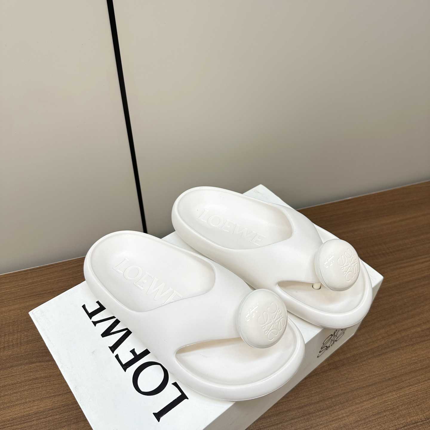 Loewe Paula's Ibiza Bubble Rubber Thong Sandals - everydesigner