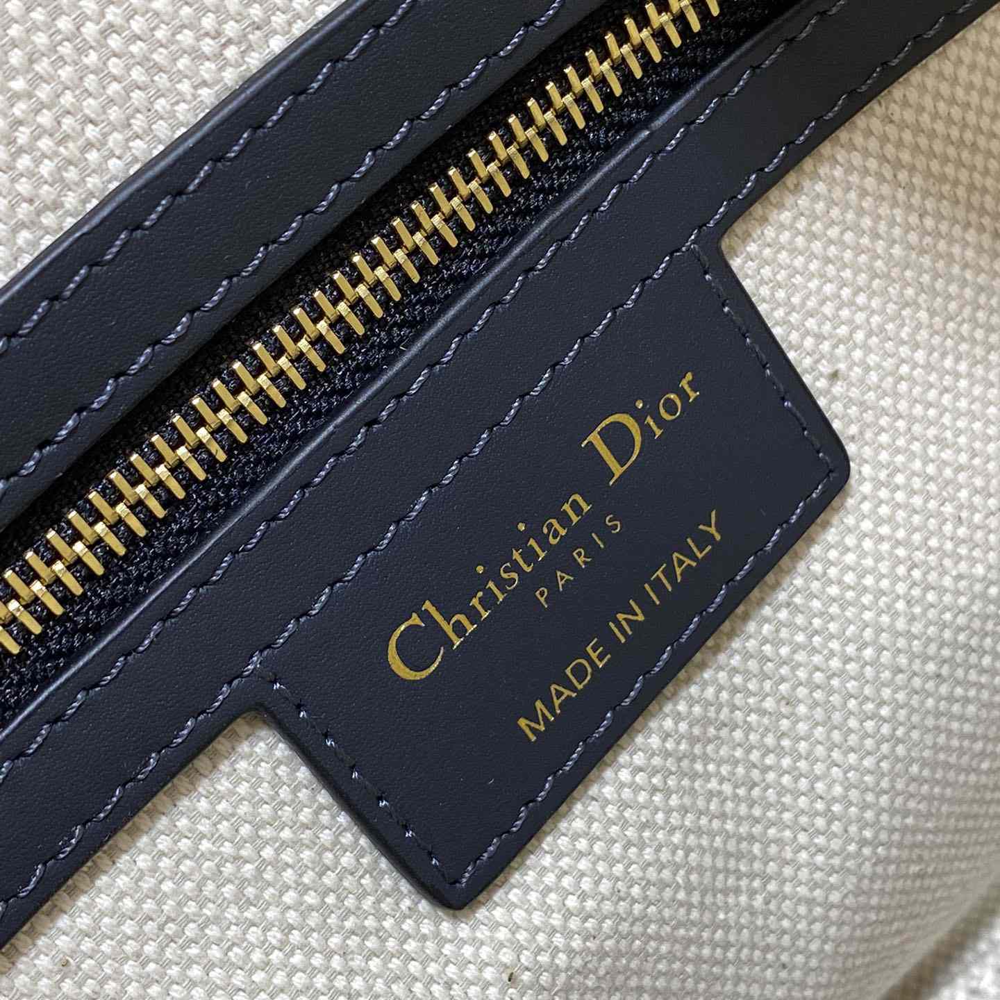 Dior Groove 20 Bag - everydesigner