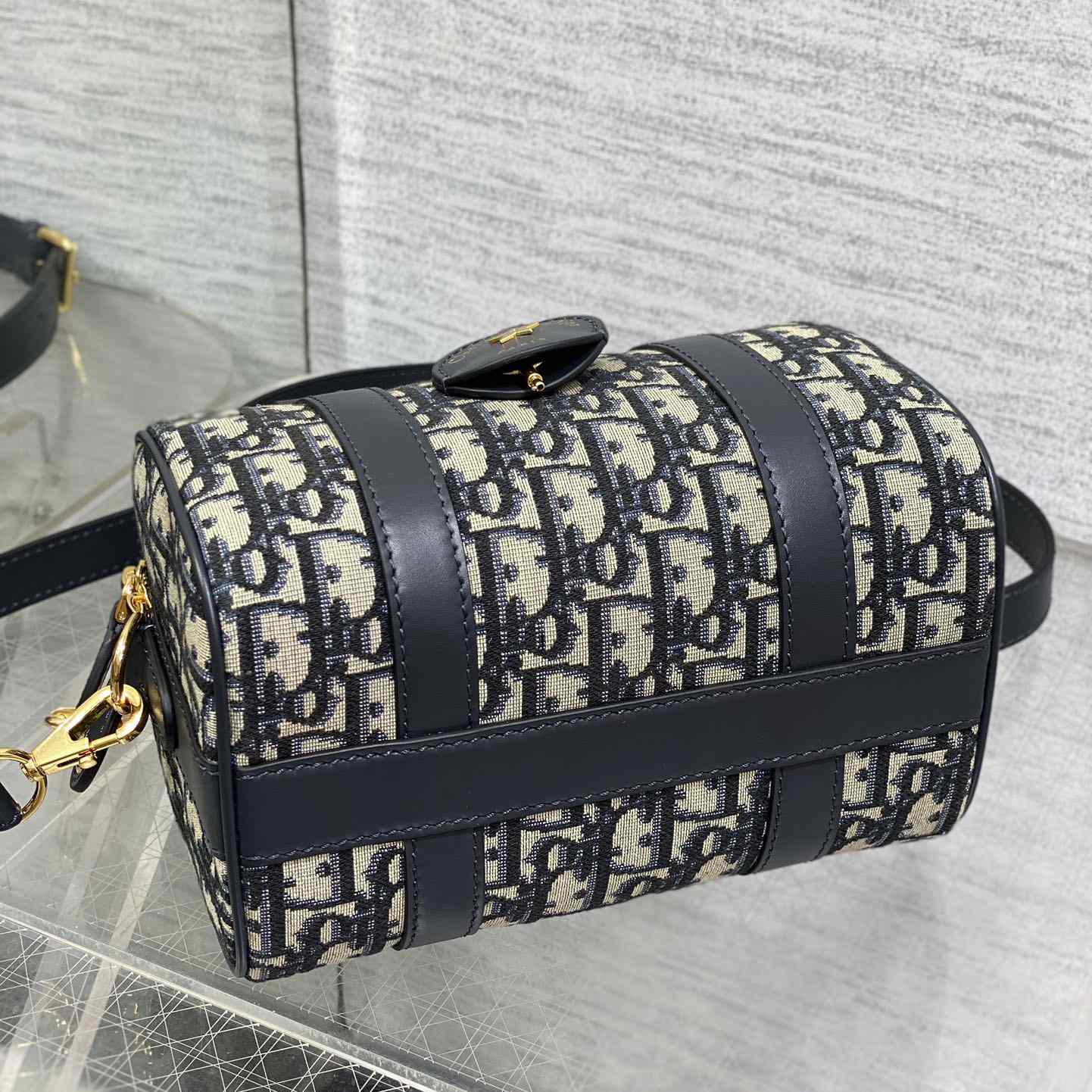 Dior Groove 20 Bag - everydesigner