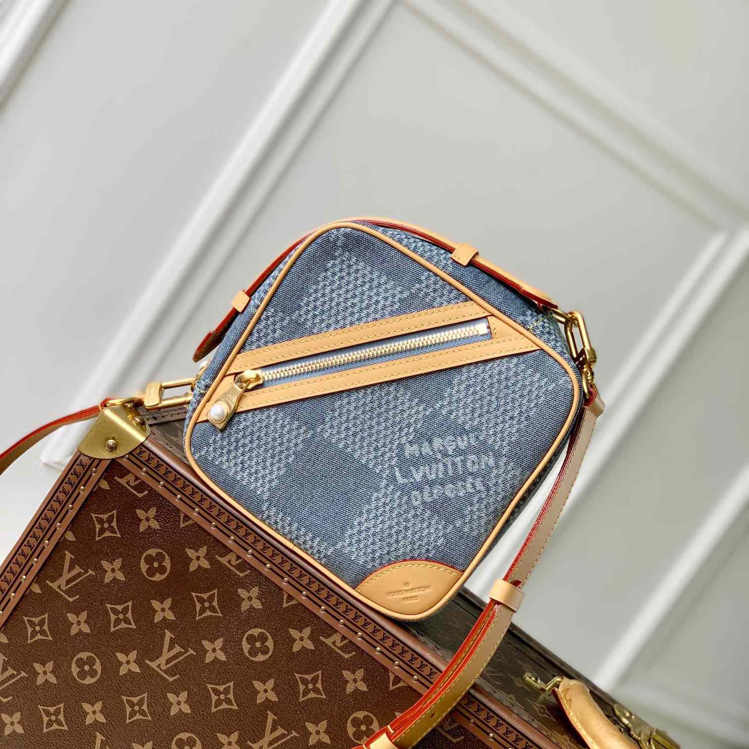 Louis Vuitton Chess Messenger   N40706 - everydesigner