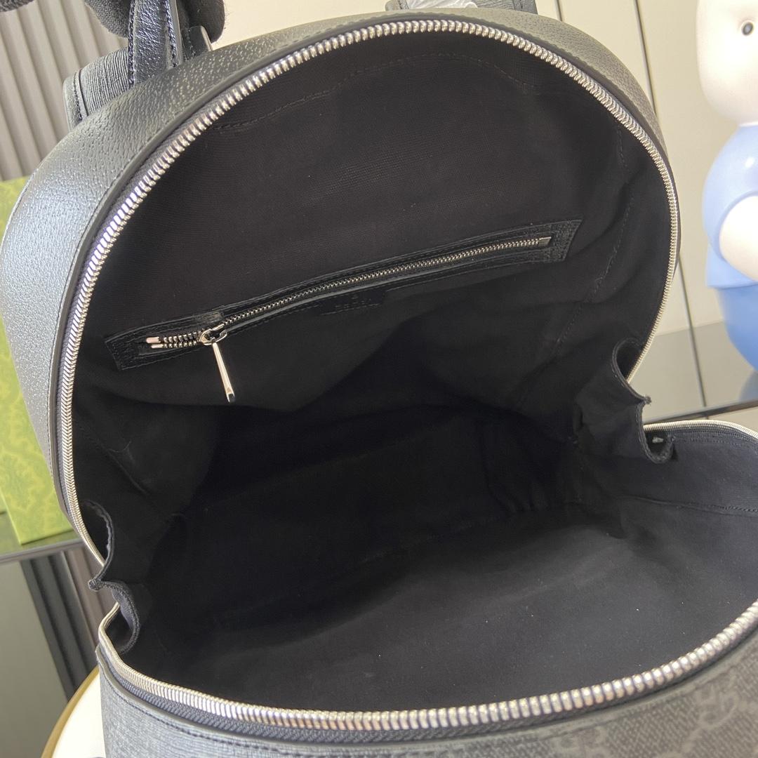 Gucci Medium GG Backpack With Tag - everydesigner