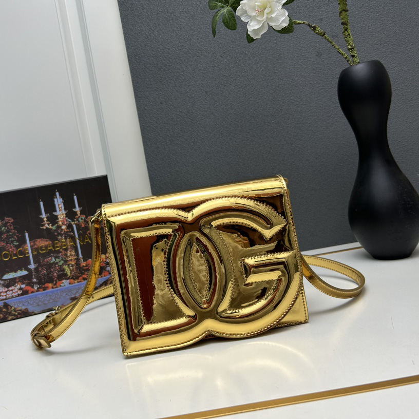 Dolce & Gabbana Metallic Logo Bag  (16*20*5.5cm) - everydesigner