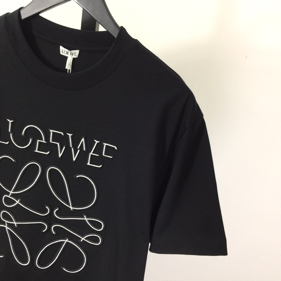 Loewe Anagram T-shirt In Cotton - everydesigner