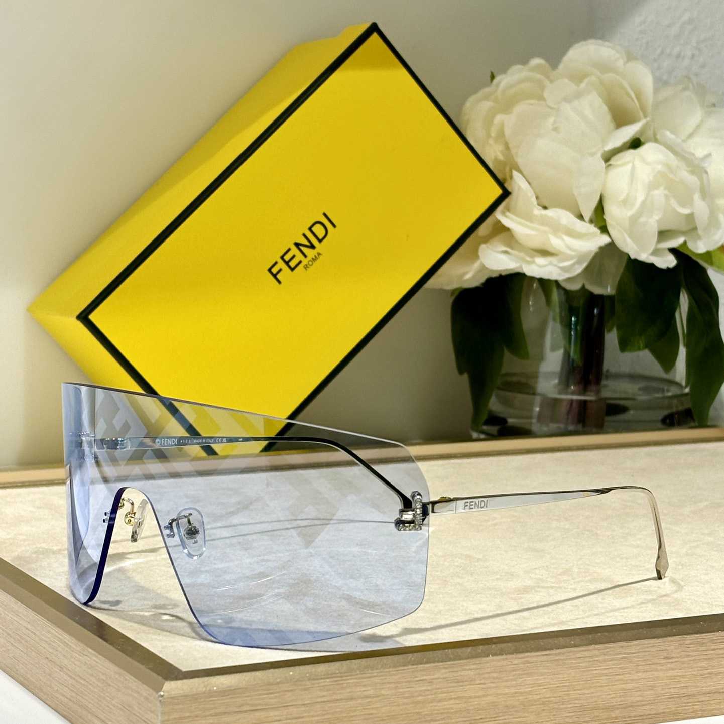 Fendi First Crystal Sunglasses    FE4121U - everydesigner