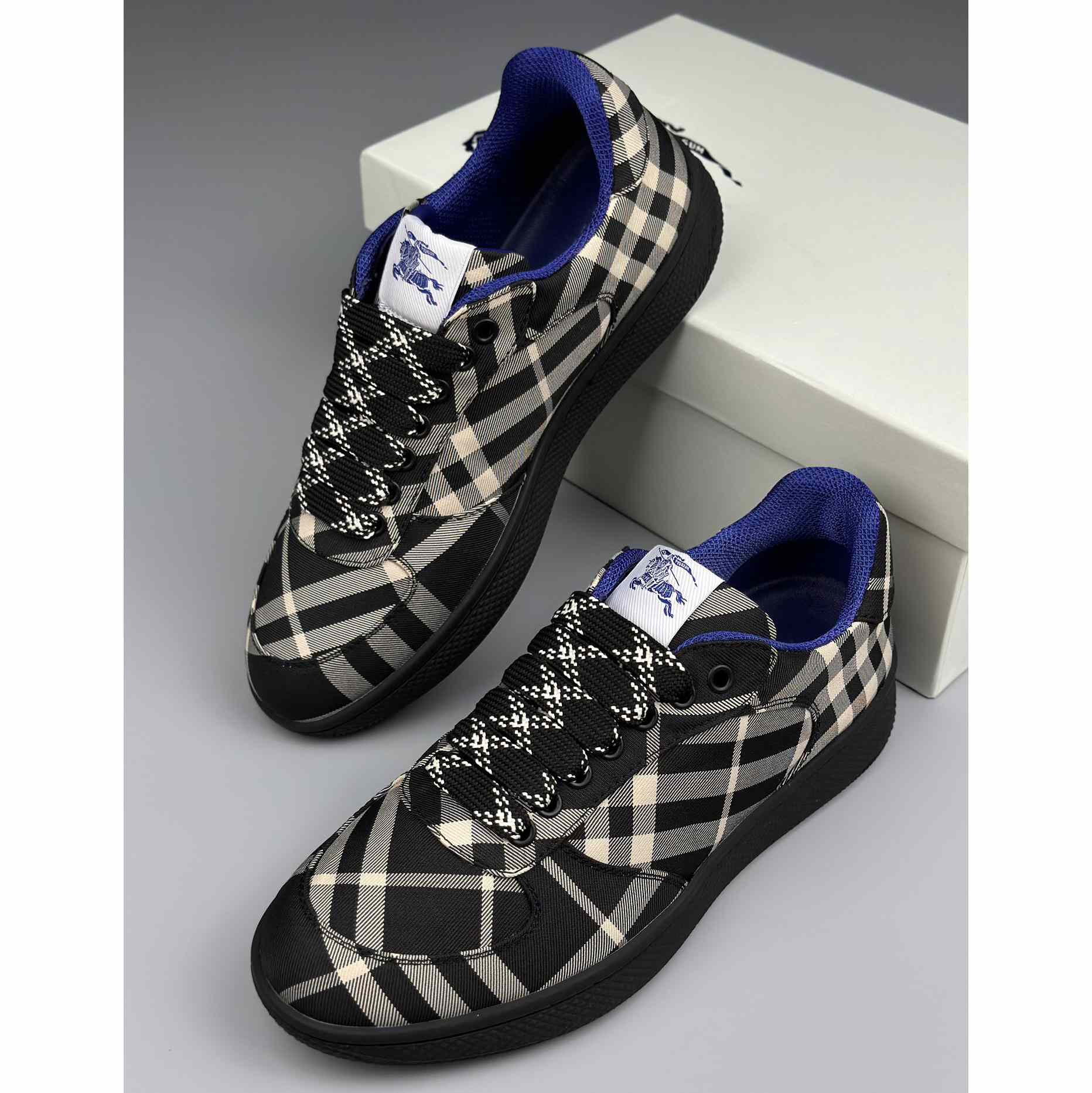 Burberry Check Terrace Sneakers - everydesigner