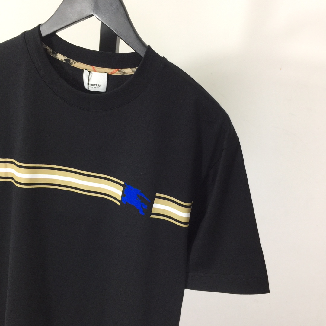 Burberry Striped-detail Cotton T-shirt - everydesigner