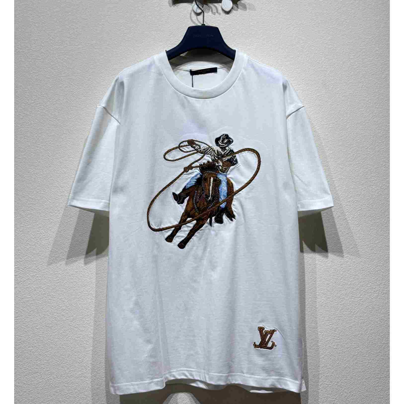 Louis Vuitton Graphic Embroidered Cotton T-Shirt   1AFXNT - everydesigner