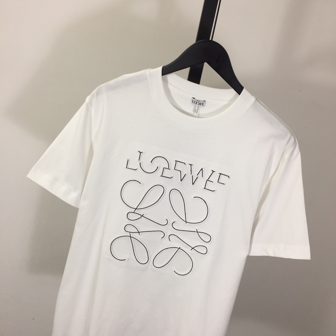 Loewe Anagram T-shirt In Cotton - everydesigner