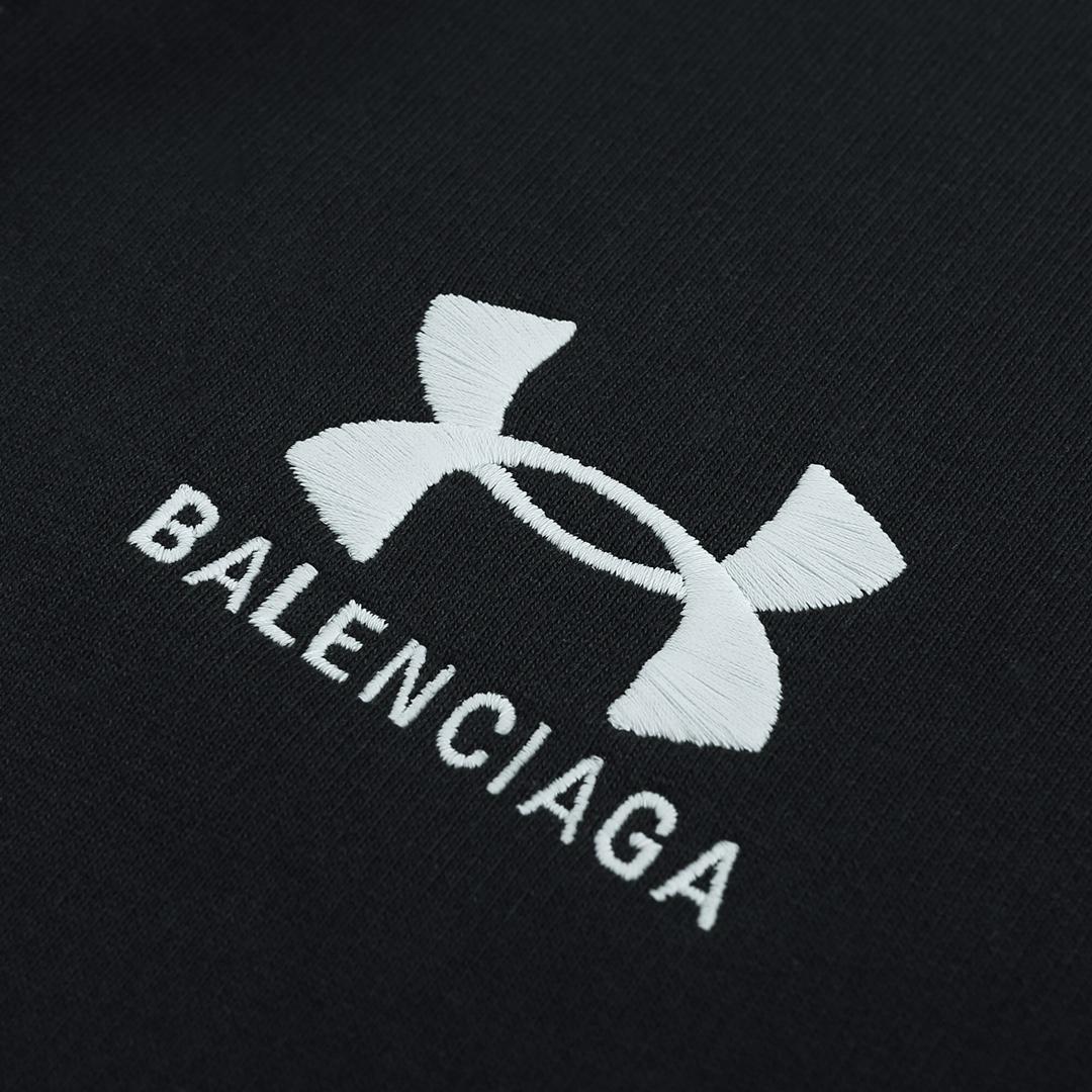 Balenciaga x Under Armour Zip-Up Hoodie Regular Fit - everydesigner