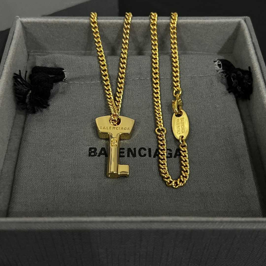 Balenciaga Amour Key Necklace  - everydesigner
