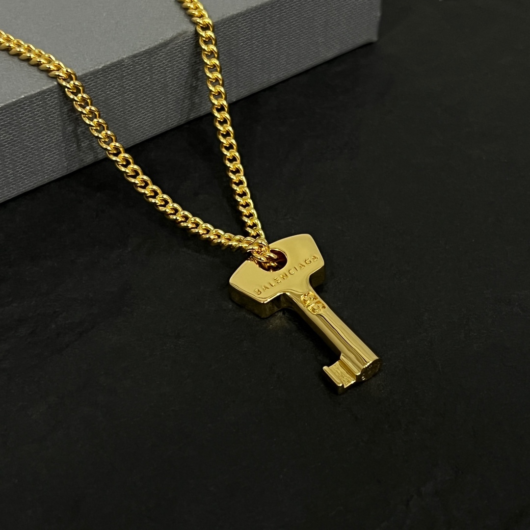 Balenciaga Amour Key Necklace  - everydesigner