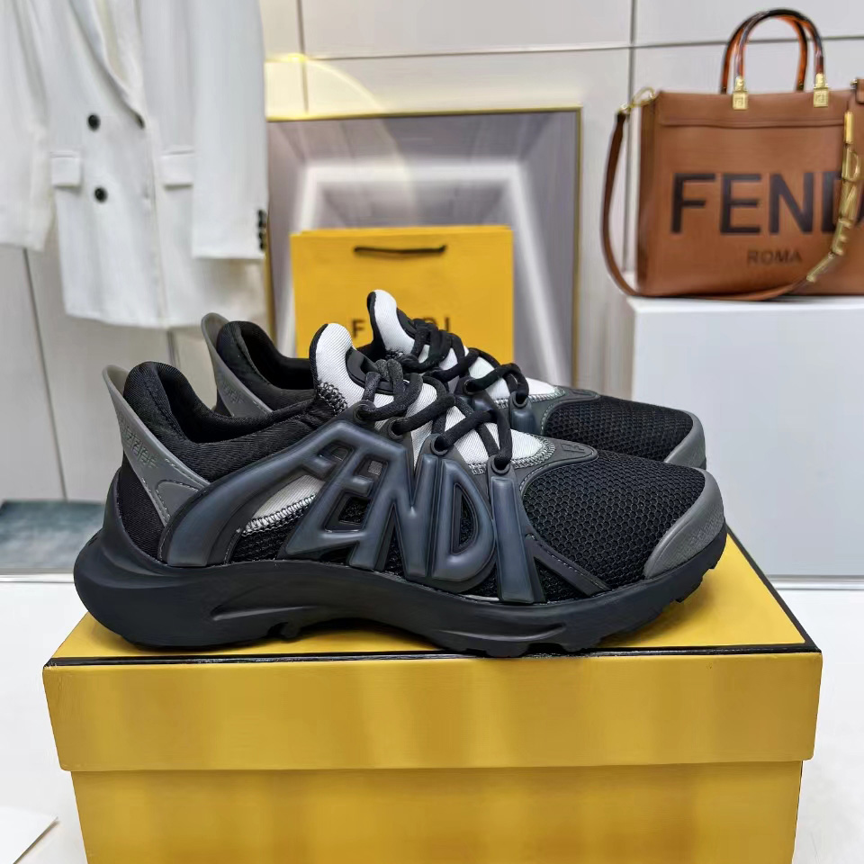 Fendi Tag Sneakers - everydesigner