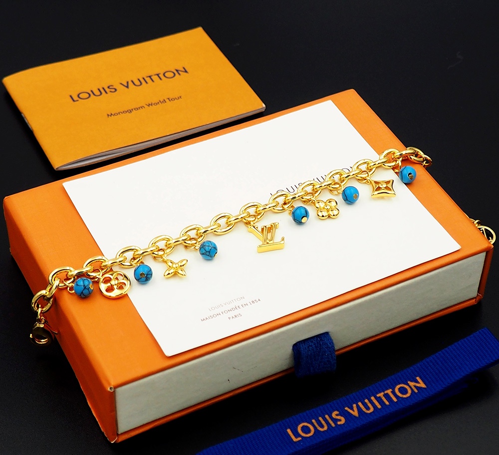 Louis Vuitton My LV Pearl Bracelet   M1124A - everydesigner