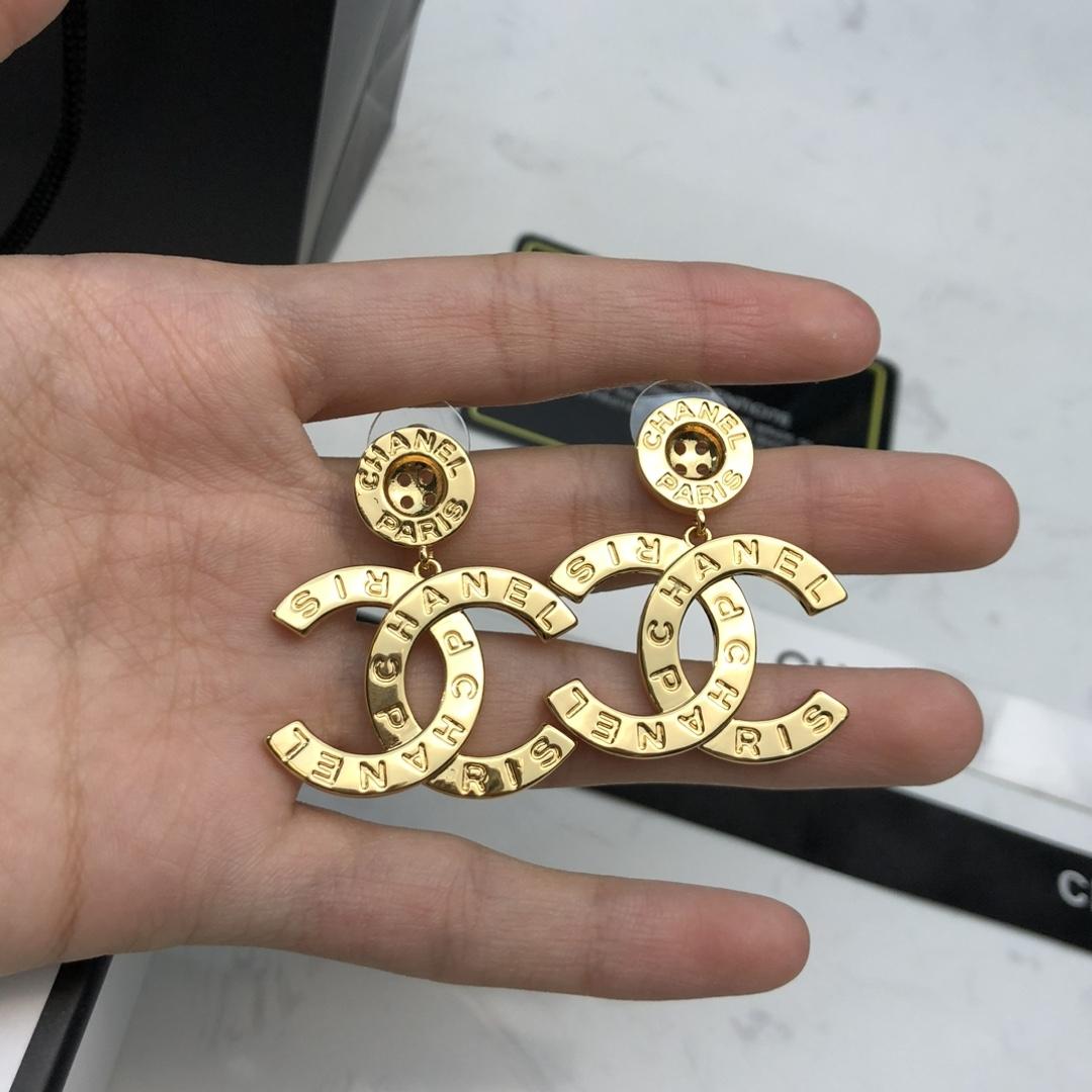 Chanel Earrings - everydesigner