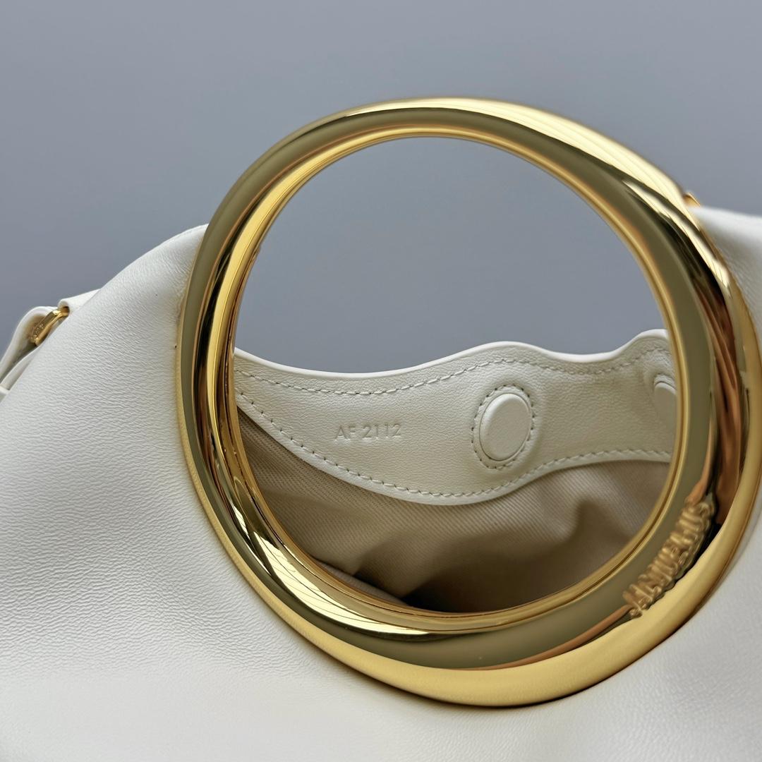 Jacquemus Le Calino Ring Handbag - everydesigner