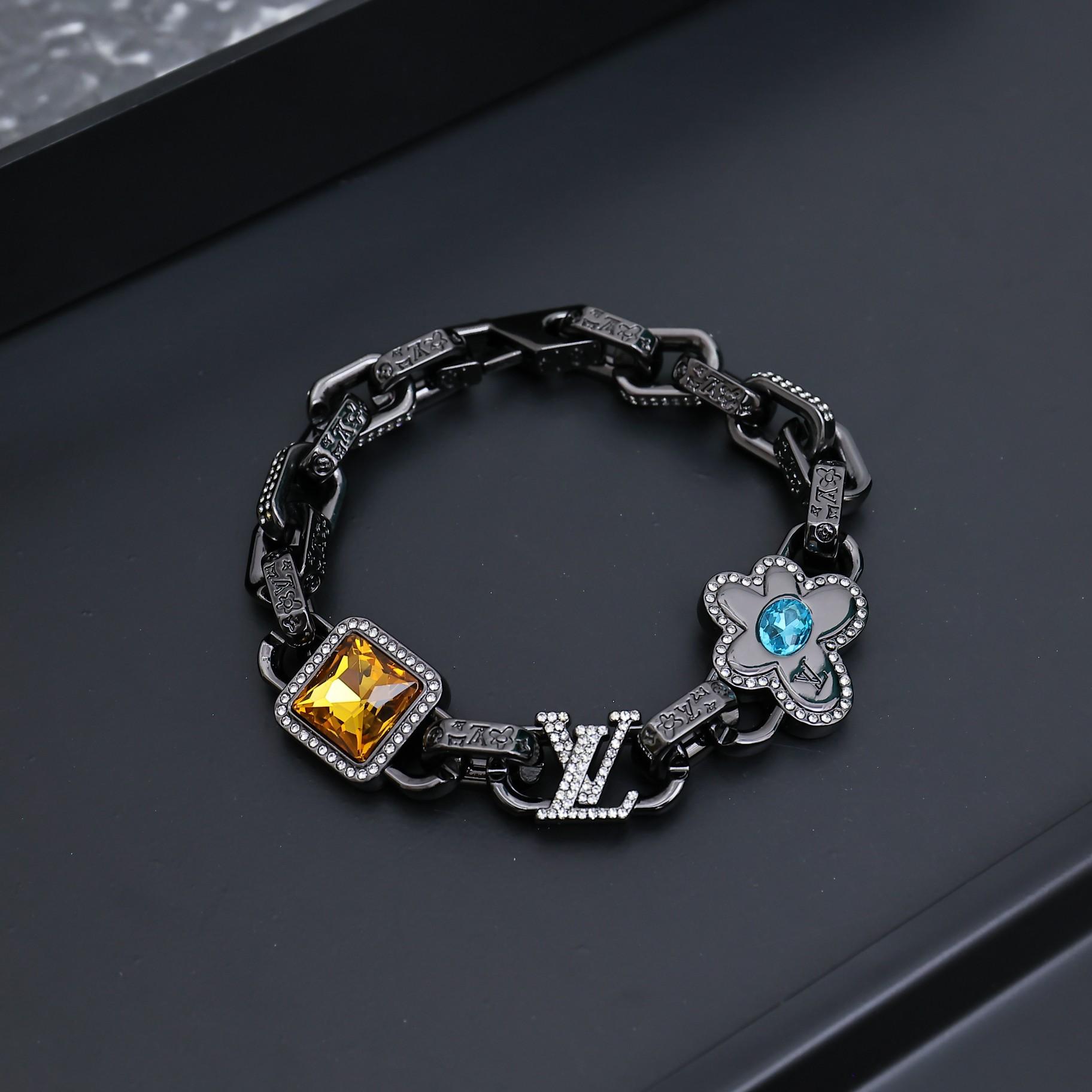 Louis Vuitton Paradise Stone Bracelet   M1594M - everydesigner