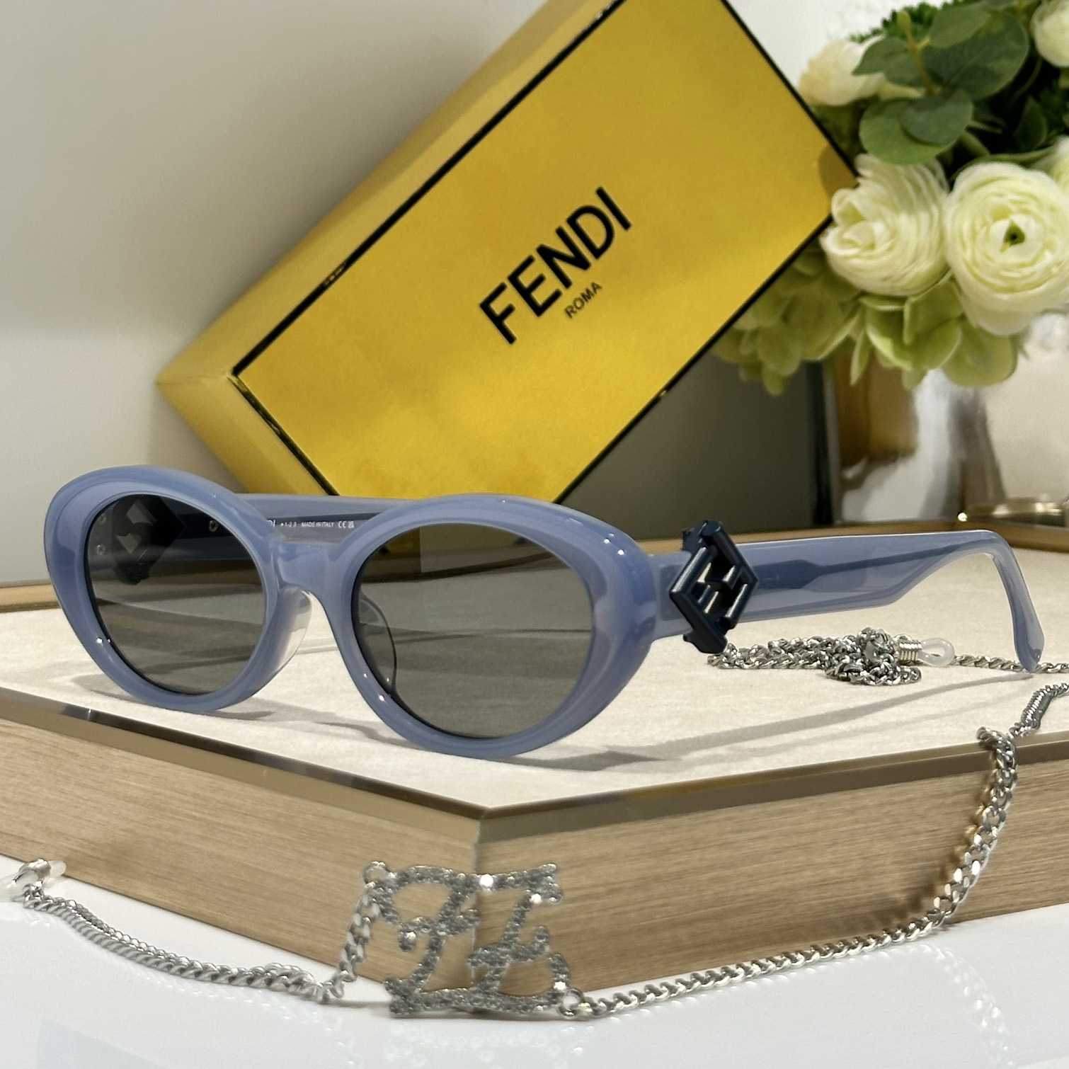 Fendi Diamonds Acetate Sunglasses    FE40140U - everydesigner