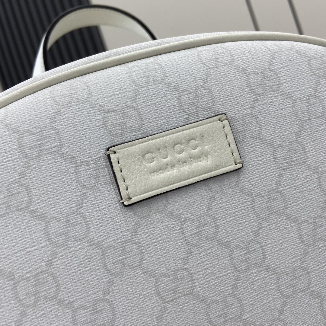 Gucci Medium GG Backpack With Tag - everydesigner