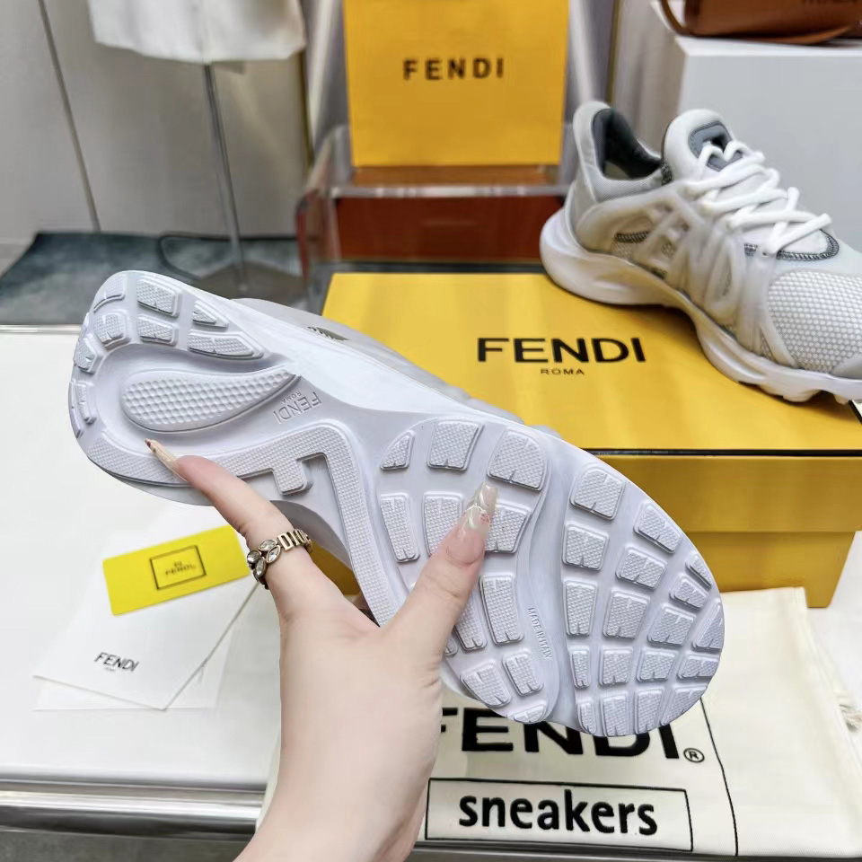 Fendi Tag Sneakers - everydesigner