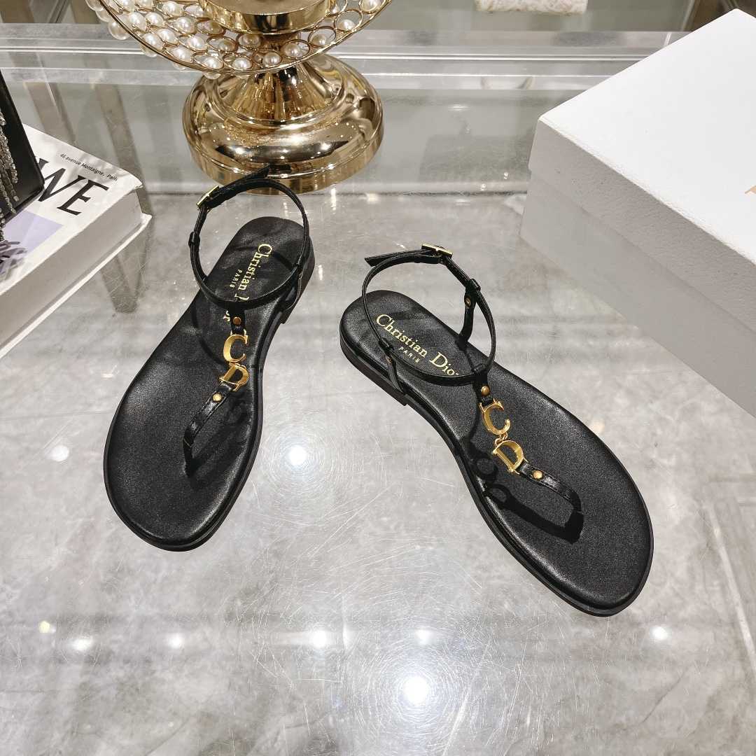 Dior Dioriviera C'est Dior Thong Sandal - everydesigner