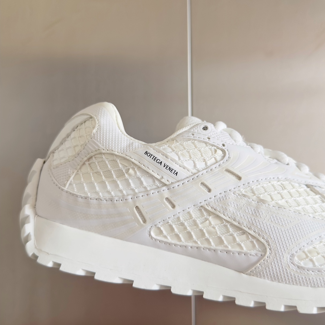 Bottega Veneta Orbit Sneaker - everydesigner