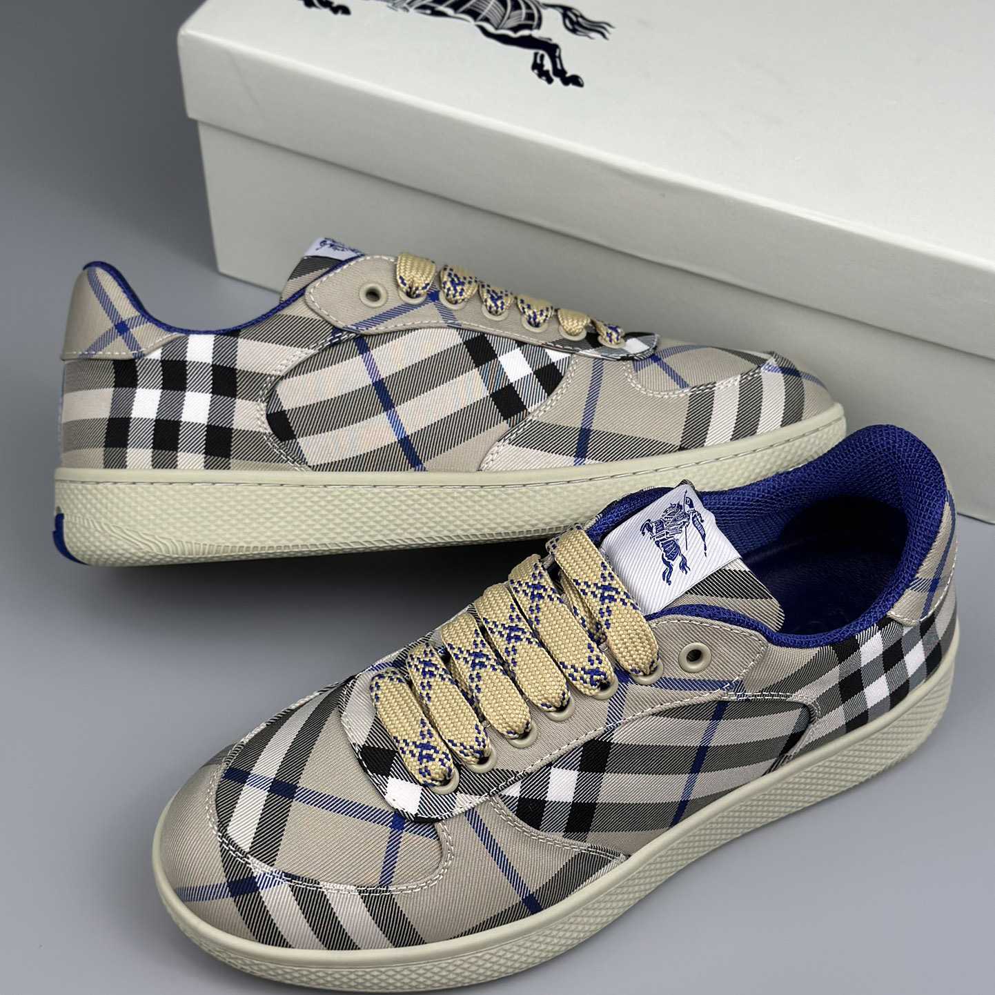 Burberry Check Terrace Sneakers - everydesigner