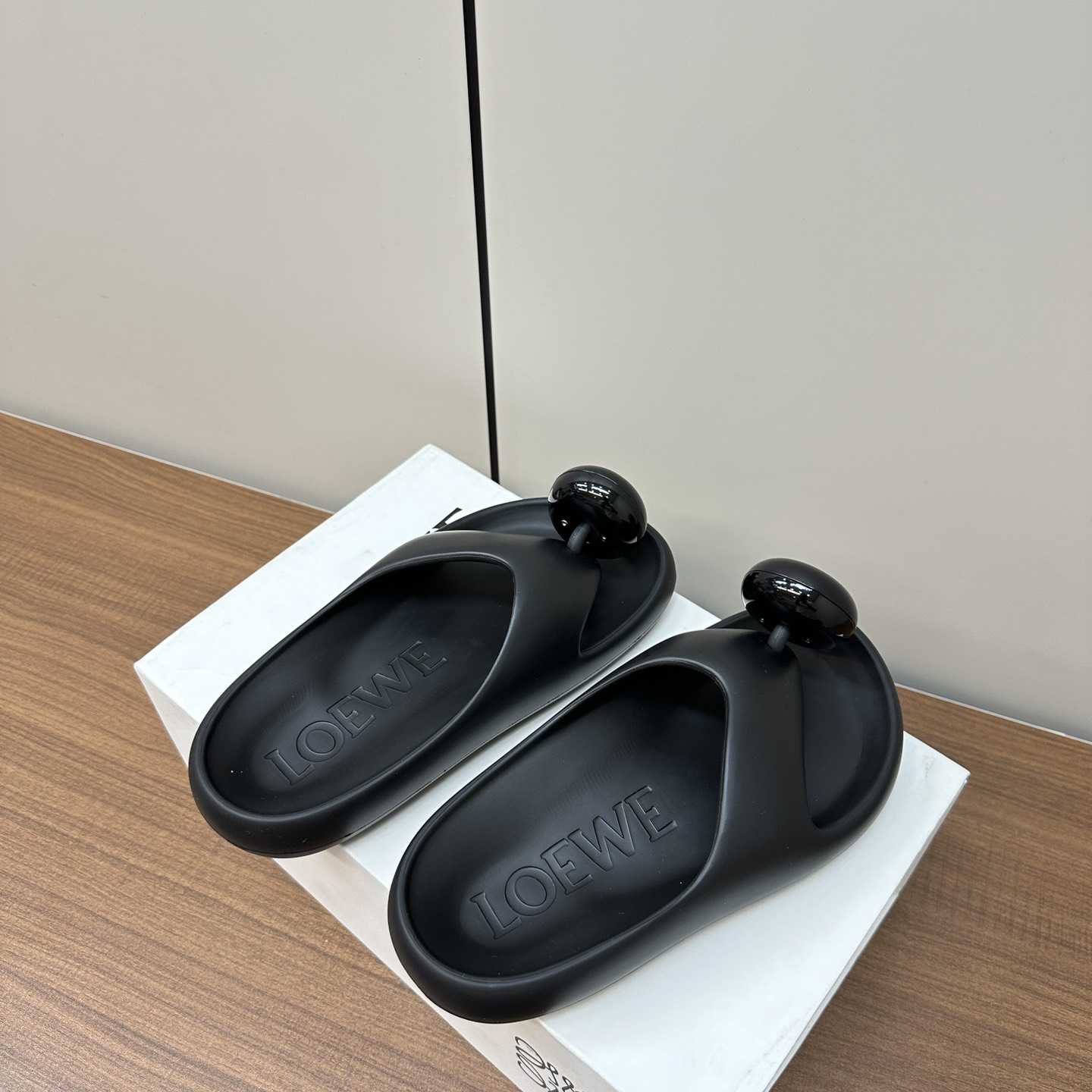 Loewe Paula's Ibiza Bubble Rubber Thong Sandals - everydesigner